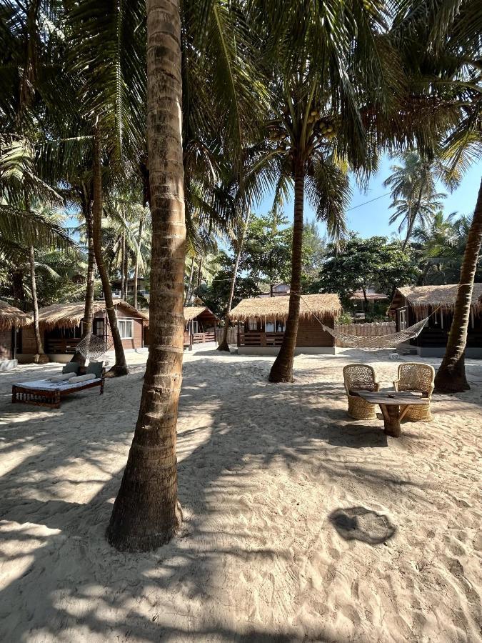 Silent Beach Resort Мандрем Екстериор снимка