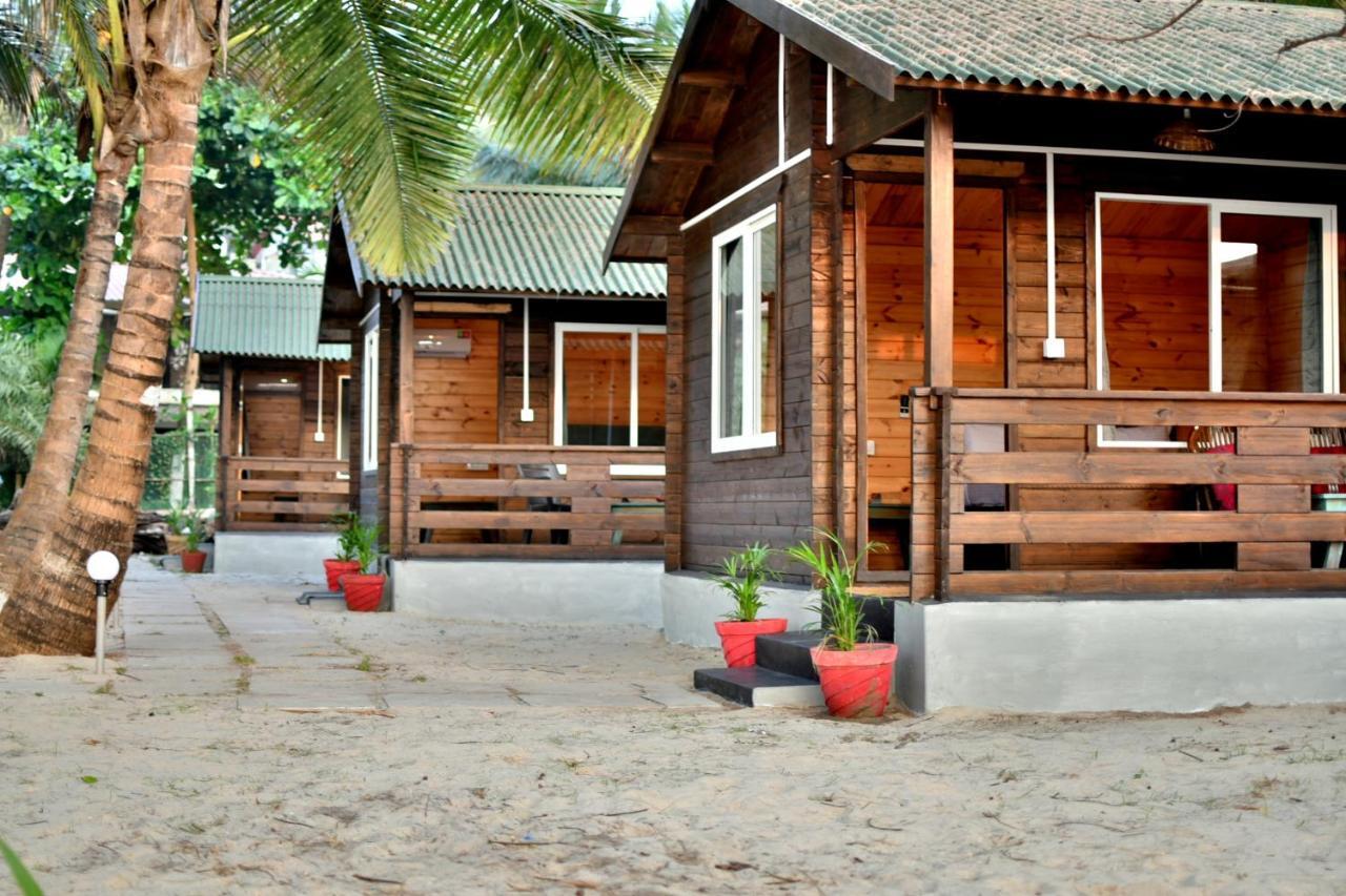 Silent Beach Resort Мандрем Екстериор снимка