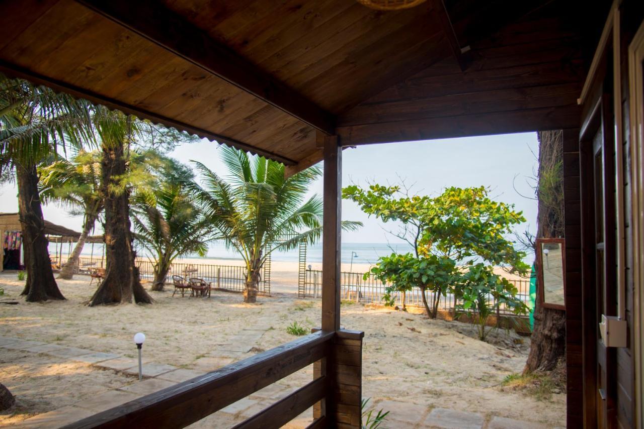 Silent Beach Resort Мандрем Екстериор снимка
