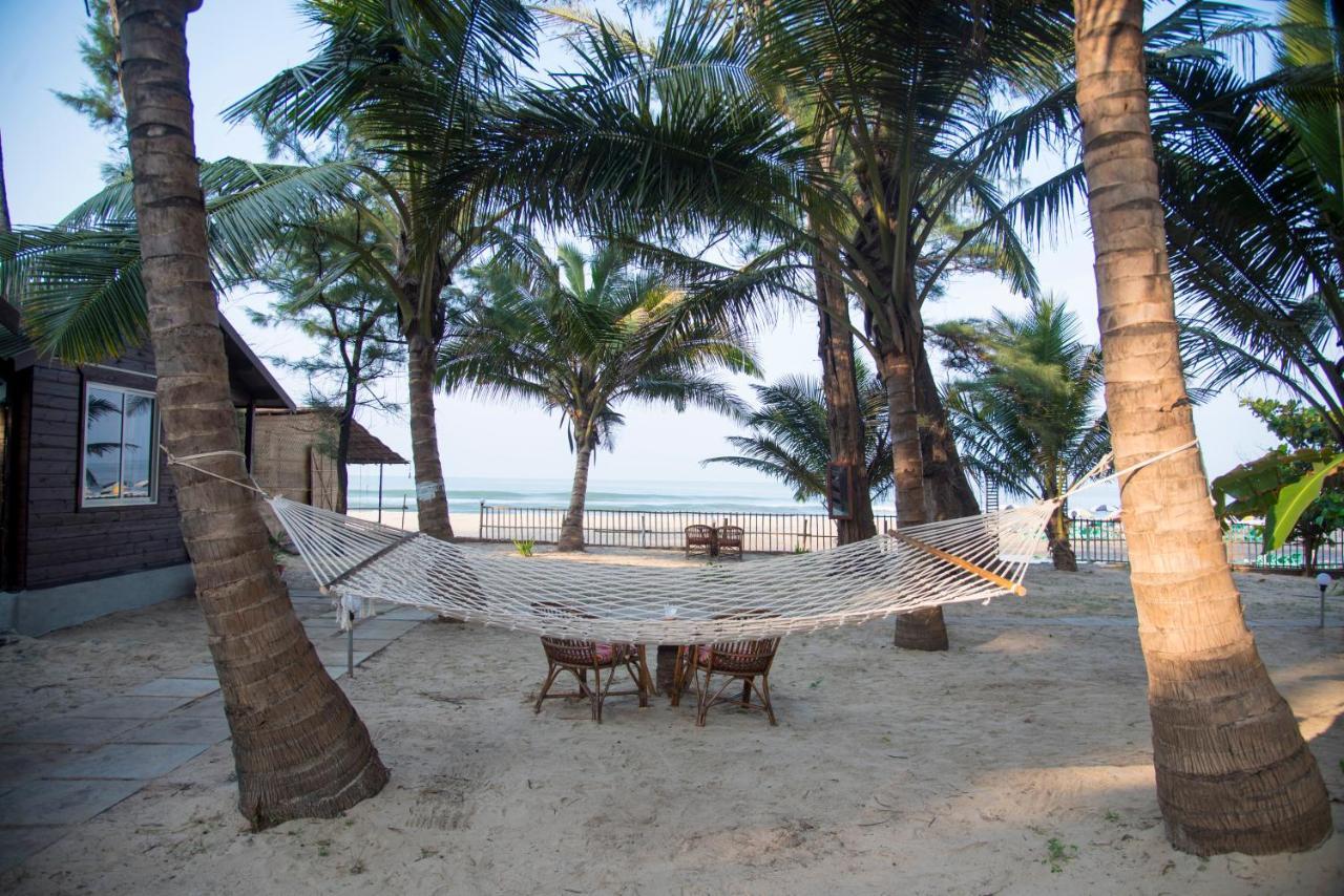 Silent Beach Resort Мандрем Екстериор снимка