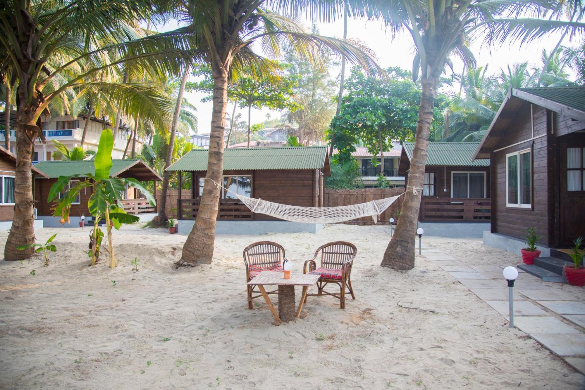 Silent Beach Resort Мандрем Екстериор снимка