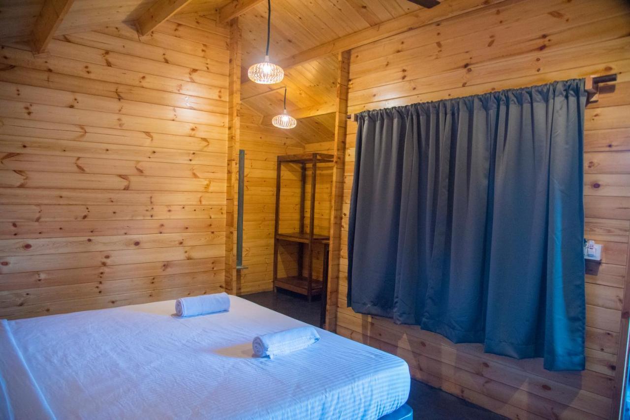 Silent Beach Resort Мандрем Екстериор снимка
